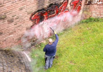 Técnicas para limpiar graffitis