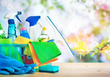 La limpieza de primavera es una tradición que se realiza en muchos hogares