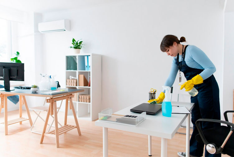 Innovación en la limpieza de oficinas: Tecnología y eficiencia para espacios laborales