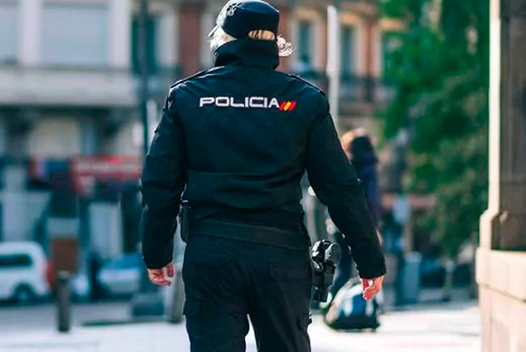 ¿Cuáles son las pruebas físicas de la policía nacional?